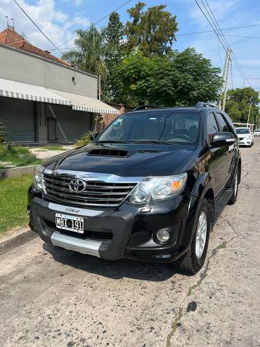 Toyota Hilux Sw4 3.0 Srv Cuero I 171cv 4x4 5at - A4