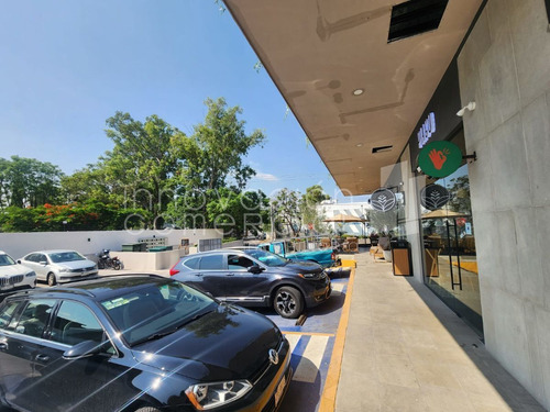 Local En Renta En Jurica, Plaza Depoint, En Planta Alta Con Terraza