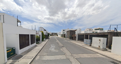 Bonita Y Amplia Casa En San Mateo Metepec, Excelente Oportunidad De Inversión -no Creditos- Agr