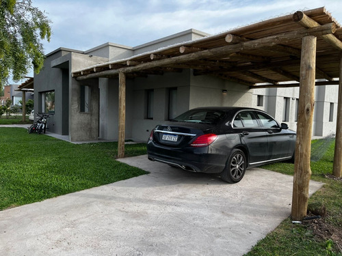 Imagen 9 de 26 de Casa Barrio Privado San Sebastian Escobar Lote Al Golf 5 Ambientes Con Pileta Climatizada