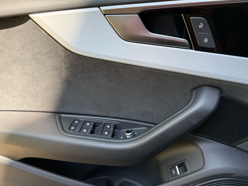 Audi A4 Sline 2025