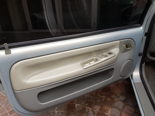 Imagen 13 de 16 de Renault Twingo 2001 1.2 Privilege Pk1 Aa Tc
