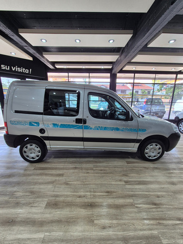 Peugeot Partner 1.4 Furgon Confort 5as