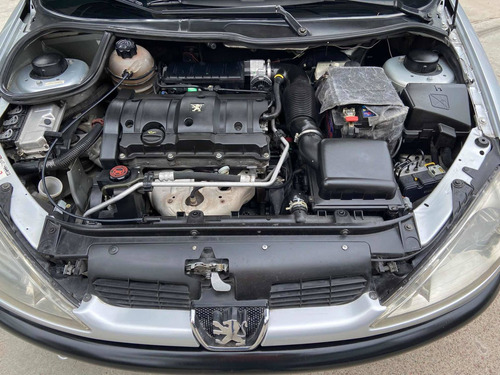Peugeot 206 2006 1.6 Xt Premium