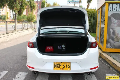Mazda 3 2.0 Grand Touring At Hibrido Ligero - Mhev