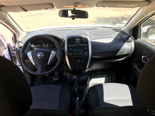 Nissan Versa 1.6 Sense Mt