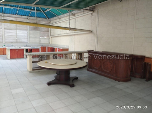 Local En Alquiler En La Candelaria 23-31469 Yf
