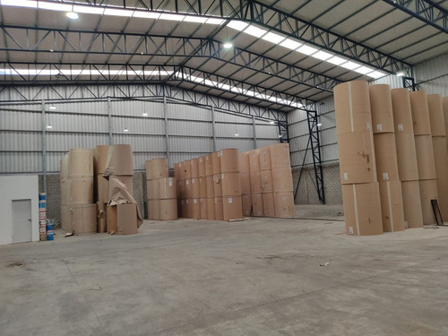 Imagen 2 de 9 de Alquiler Galpón 1000m2 En Pontevedra, Merlo
