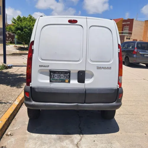 Renault Kangoo 1.6 Aa Mt