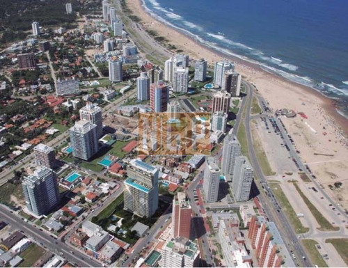Apartamento En Brava -ref:10420