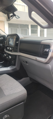 Camioneta Pick Up Para Trabajos En Todo Tipo De Terreno.