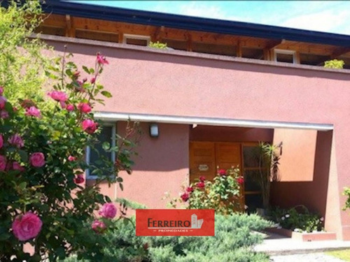Casa En Venta De 4 Ambientes En Buenos Aires Village