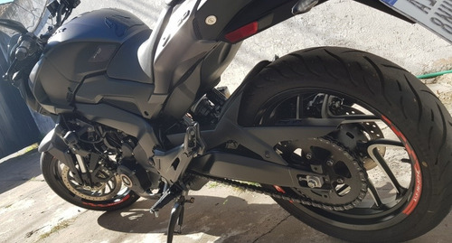 Bajaj Dominar