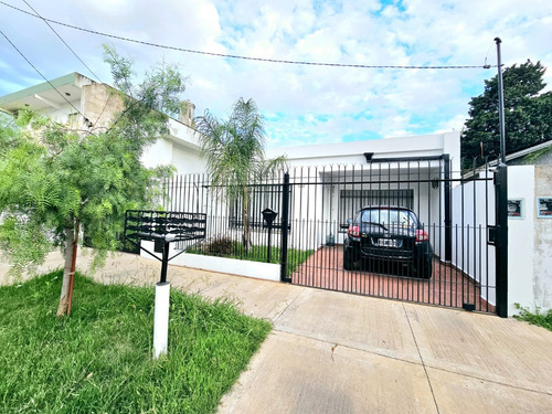 Casa En Venta En El Palomar