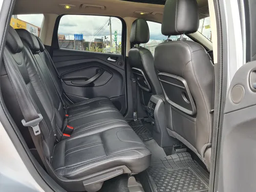 Ford Escape Titanium 2.0cc AT AA 4X4