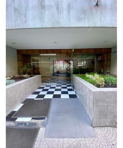 Excelente Ubicacion - Oficina
