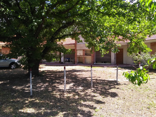 Hermosa Casa-quinta En Zona Semiurbana