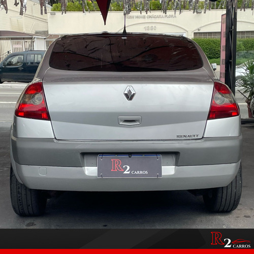 Renault Megane MEGANE SEDAN DYNAMIQUE 2.0 16V AUT.