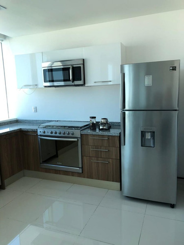 Imagen 7 de 21 de En Renta Precioso Departamento Amueblado En Juriquilla Tower