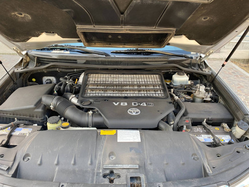 Imagen 15 de 15 de Toyota Land Cruiser 200 4.5 D4-d Vx Aut 2010