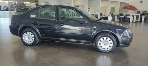 Imagen 2 de 3 de Jetta Clásico Tm