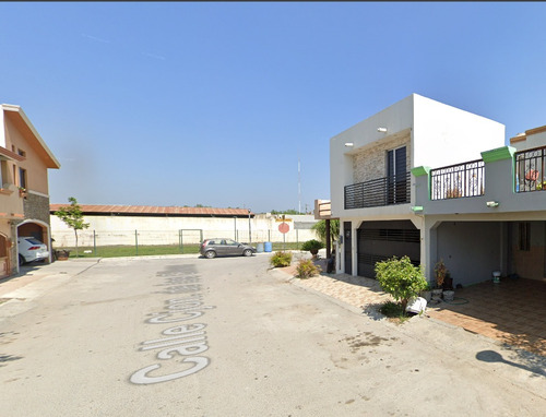 Casa En Venta ¡remate Bancario!- Callejón De Los Olivos, Gil De Leyva, Montemorelos, N.l. -jmjc10