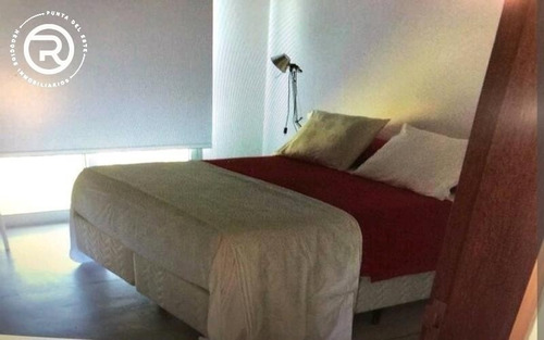 Lujosa Y Moderna Casa Con Una Increíble Vista Al Mar En El Chorro - Ref 5297