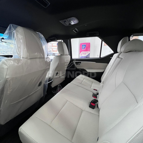 Toyota SW4 2.8 Tdi Diamante Ii 6At 7As