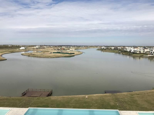 Imagen 5 de 10 de Excelente Departamento En Venta Con Vista A La Laguna En Nordelta, Q-bay