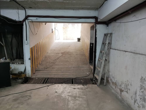Imagen 4 de 10 de Alquiler / Venta Edificio Empresarial De Baja Densidad 3.000m2 Las Mercedes
