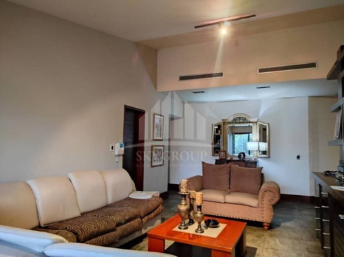 Imagen 2 de 21 de Gabriel Rivas Vende Casa En Urb. La Viña Valencia Cod: Lemc-437