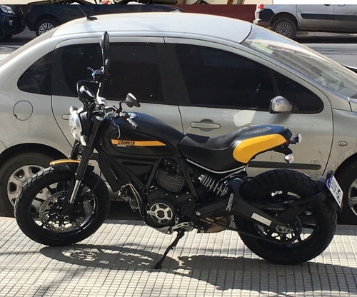 Ducati Scrambler 800 Full Throttle