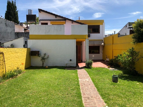 Imagen 9 de 15 de Casa Venta 4 Ambientes Martinez