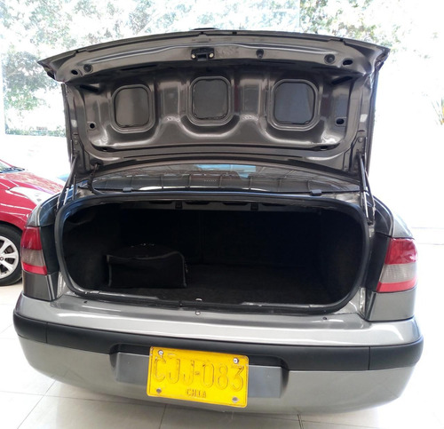 Imagen 9 de 14 de Renault Mégane 1.4 Mecanico