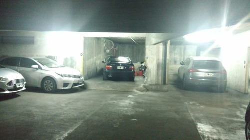 Imagen 2 de 5 de Cochera En Venta En Lanus Oeste