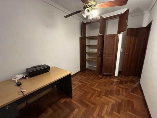 Chalet En Pleno Barrio Los Cedros