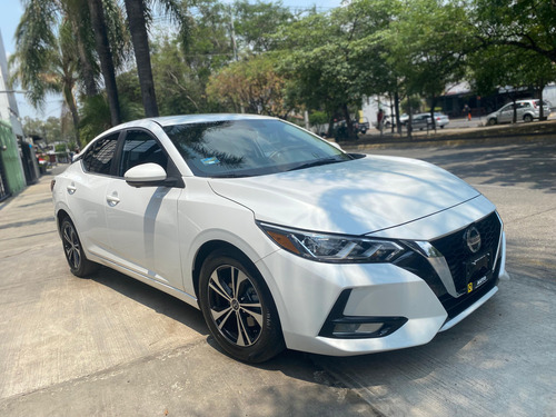 Nissan Sentra 1.8 Advance Mt