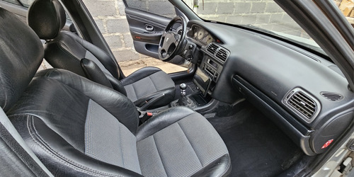 Imagen 13 de 16 de Peugoet 406 Hdi Xs Premium