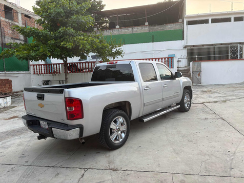Chevrolet Cheyenne 5.3 2500 Crew Cab Ltz 4x4 Mt