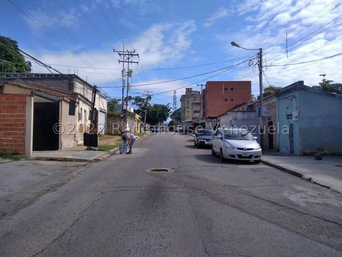 Imagen 1 de 25 de Gustavo Zavala Rentahouse 23-2420