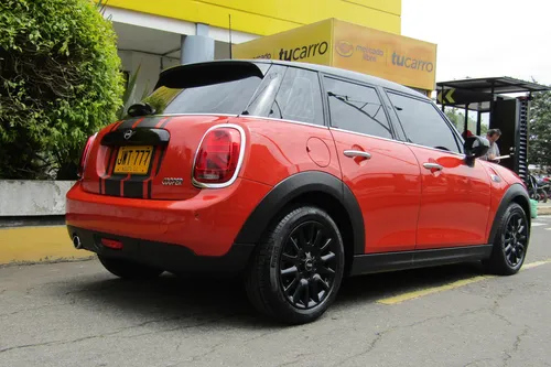 Mini Cooper 1.5 T F55 SALT At