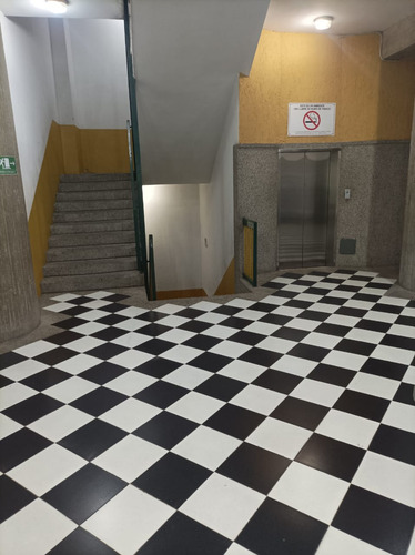 Imagen 3 de 13 de Local En Venta De 60m2 En Cc Coliseo Cerca La Rosaleda San Antonio