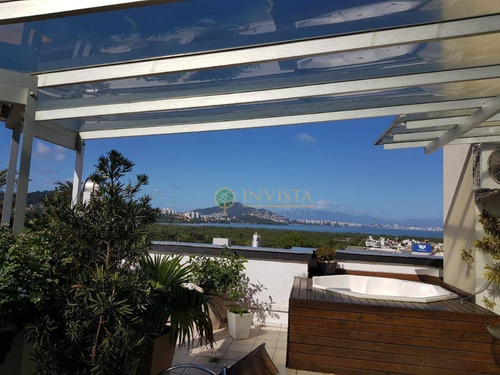 Imagem 12 de 23 de Cobertura Com Vista Mar E 3 Dormitórios No Saco Grande. - Co0668