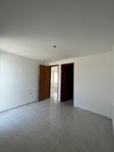 Saidy & Yosmar Vende Apartamento En Res Cartago, Tucacas. Ina-501