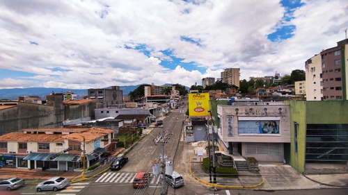 Imagen 2 de 19 de Venta Edificio Barrio Obrero, San Cristóbal