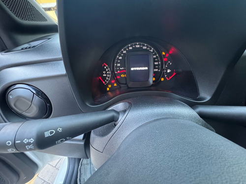 Fiat Strada 1.3 Freedom Cab. Dupla Flex 4p