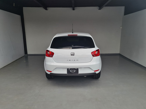 Imagen 8 de 15 de Seat Ibiza 2017 1.6 Reference 5p At