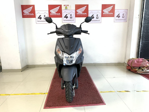 Imagen 2 de 19 de Honda Dio Dlx