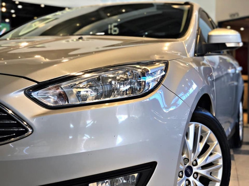 Ford Focus Se Plus 2.0n 2016 75.000km Gris