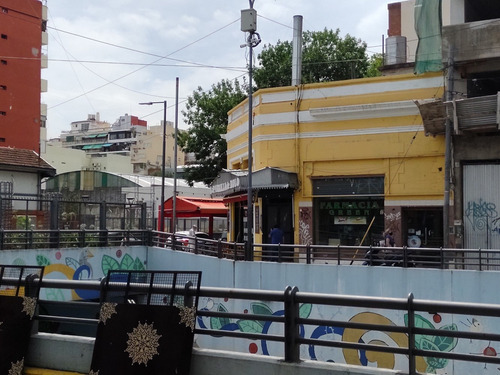 Imagen 4 de 5 de Local Comercial Frente A La Estacion Colegiales Y Av Lacroze